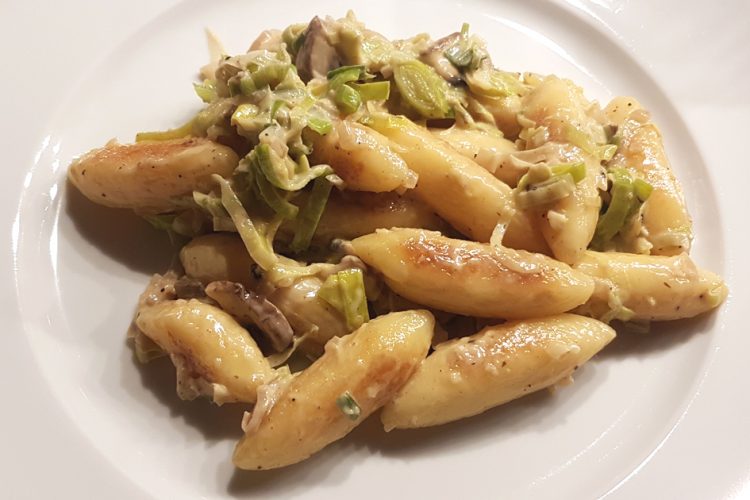 Vegetarische Schupfnudelpfanne - ein Rezept aus dem Kochfreunde.Blog